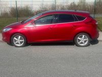 Gebraucht Ford Focus Titanium 150 PS (110 kW) 2011 Rot Limousine