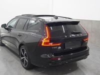 Gebraucht Volvo V60 Ultimate 197 PS (144 kW) 2024 Schwarz Kombi