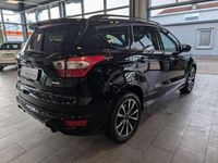 Gebraucht Ford Kuga ST-Line 150 PS (110 kW) 2017 Schwarz SUV