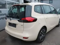 Gebraucht Opel Zafira Tourer Innovation 131 PS (96 kW) 2019 Gelb Van / Kleinbus