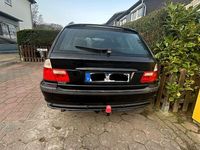 Gebraucht BMW 320 Exclusive 150 PS (110 kW) 2005 Schwarz Kombi