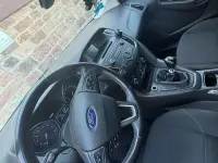 Gebraucht Ford Focus Trend 125 PS (91 kW) 2015 Weiß Kleinwagen