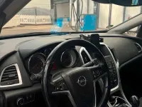 Gebraucht Opel Astra 125 PS (91 kW) 2012 Grün Limousine