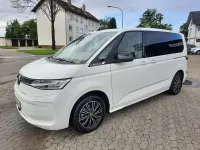 Gebraucht VW T7 150 PS (110 kW) 2025 Candyweiß Van