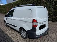 Gebraucht Ford Transit Trend 101 PS (74 kW) 2017 Frostweiß Van / Kleinbus