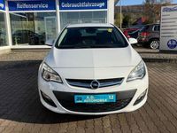 Second-hand Opel Astra 165 CP (121 kW) 2012 Alb Berlinǎ