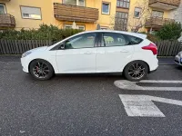 Gebraucht Ford Focus 85 PS (62 kW) 2012 Weiß Limousine