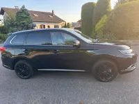 Gebraucht Mitsubishi Outlander P-HEV 224 PS (164 kW) 2019 Schwarz SUV