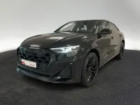 Gebraucht Audi Q8 Ambiente 286 PS (210 kW) 2024 Mythosschwarz metallic SUV