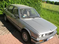 Gebraucht BMW 325 129 PS (94 kW) 1987 Silber Limousine