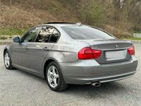 gebraucht BMW 318 e90 D Facelift Lichtpaket/Schiebedach/Sitzheizung/Temp