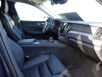 Gebraucht Volvo XC60 Plus 197 PS (144 kW) 2022 Denim blue SUV