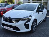 Gebraucht Mitsubishi Colt Basis 67 PS (49 kW) 2024 Weiß Limousine