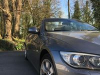 Gebraucht BMW 320 Cabriolet 183 PS (134 kW) 2010 Grau Cabrio