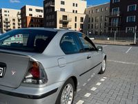 Gebraucht BMW 316 116 PS (85 kW) 2001 Silber Coupé