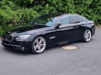 Second-hand BMW 740 306 CP (225 kW) 2012 Negru Berlinǎ