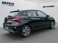 Neu Hyundai i20 Trend 101 PS (74 kW) 2025 Schwarz Kleinwagen