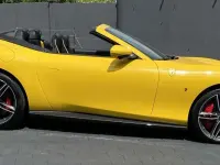 Gebraucht Ferrari Roma 620 PS (456 kW) 2024 Gelb Cabrio