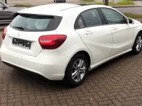 Gebraucht Mercedes A160 102 PS (75 kW) 2017 Weiß Limousine