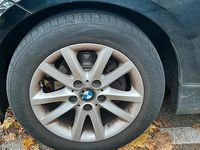 Gebraucht BMW 116 122 PS (89 kW) 2009 Schwarz Kleinwagen