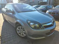 Gebraucht Opel Astra Edition 116 PS (85 kW) 2010 Silber Cabrio