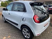Gebraucht Renault Twingo Life 65 PS (47 kW) 2020 Weiß Kleinwagen