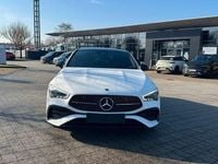 Gebraucht Mercedes CLA180 AMG line 136 PS (100 kW) 2025 Unilack polarweiß Limousine