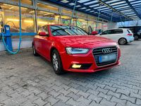 Gebraucht Audi A4 170 PS (125 kW) 2012 Rot Limousine