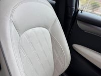 Gebraucht Mini John Cooper Works 231 PS (169 kW) 2023 Weiß Kleinwagen