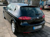 Usata Seat Leon 105 CV (77 kW) 2012 Nero Berlina