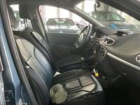 Gebraucht Renault Clio II Dynamique 100 PS (73 kW) 2008 Grau Limousine