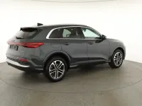Gebraucht Audi Q5 Ambiente 204 PS (150 kW) 2025 Tamboragrau metallic SUV