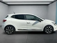 Gebraucht Renault Clio V SE 67 PS (49 kW) 2022 Weiß Kleinwagen