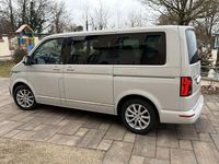 Gebraucht VW Multivan 150 PS (110 kW) 2022 Grau Van