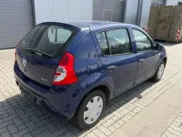 Gebraucht Dacia Sandero 75 PS (55 kW) 2010 Blau Limousine