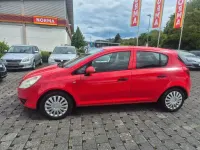 Używany Opel Corsa Selection 80 KM (58 kW) 2009 Czerwony Hatchback