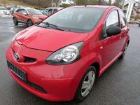 Gebraucht Toyota Aygo 68 PS (50 kW) 2008 Rot Kleinwagen