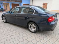 Gebraucht BMW 325 218 PS (160 kW) 2006 Blau Limousine