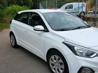 Gebraucht Hyundai i20 Active 101 PS (74 kW) 2019 Weiß Kleinwagen