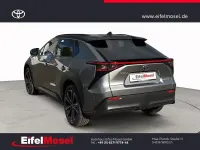 Gebraucht Toyota bZ4X Lounge 150 kW (204 PS) 2025 Grau SUV