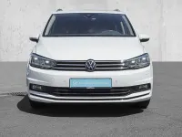 Gebraucht VW Touran Active 150 PS (110 kW) 2022 Weiss Van / Kleinbus