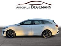 Gebraucht Kia Ceed Vision 140 PS (102 kW) 2022 Casa white Kleinwagen