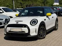 Gebraucht Mini Cooper SE 135 kW (184 PS) 2023 Weiß Kleinwagen