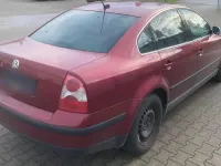 Second-hand VW Passat 150 CP (110 kW) 2003 Roșu Berlinǎ