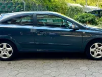 Gebraucht Opel Astra GTC 101 PS (74 kW) 2009 Blau Kleinwagen