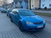 Gebraucht VW Golf V 140 PS (102 kW) 2004 Blau Kleinwagen