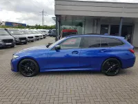 Gebraucht BMW 320 M Sport 190 PS (139 kW) 2022 Portimao blau metallic Kombi