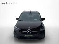 Gebraucht Mercedes T180 116 PS (85 kW) 2023 Rubellitrot metallic Van / Kleinbus