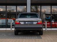Gebraucht Mercedes E300 220 PS (161 kW) 1991 Schwarz Limousine