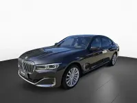 Gebraucht BMW 750 Comfort Edition 530 PS (389 kW) 2021 Sophistograu (grau) Limousine